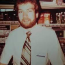 Which car is better, the 1970 Oldsmobile 442 or the Ford Mustang Mach 1?