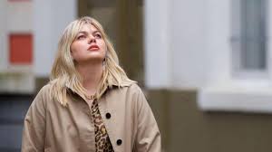 #louane #belier #la famille bélier #quelqu'un ma dit #qualité #quality #write #écrire #ecrire #ecriture #pensee #pensée #pensé quand on souriait pour rien. Le Clip De Louane Et De Grand Corps Malade Tourne En Partie A Boulogne Vient De Sortir
