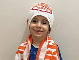 Beycilerspor'un En Minik Fanatiği: Ali Kerem Ercan! Beycilerspor'un  renklerine gönülden bağlı en küçük taraftarlarından biri, 2020 doğumlu Ali  Kerem Ercan oldu. Henüz çok küçük yaşta olmasına rağmen, Beycilerspor  sevgisiyle büyüyen minik taraftar,