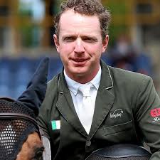 Greg Broderick gets title defence off to perfect start in Lurgan