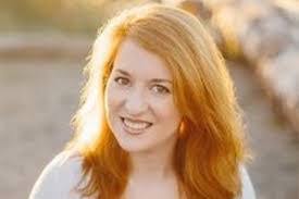 Diana Squires's Instagram, Twitter & Facebook