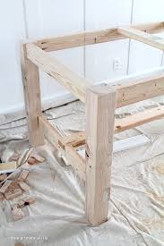 Dieser Grosse Bauernhaustisch Bietet Platz Fur 8 Und Verleiht Ihrem Speis Holz Tisch Diy Bauernhaus Tisch Recycling Mobel Tisch Bauen