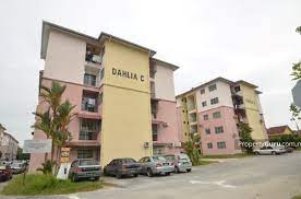 Seremban 2 is a satellite town located about four kilometers southeast of downtown seremban in seremban district, negeri sembilan, malaysia. Flat Dahlia C Garden Avenue Seremban 2 Property Rentals On Carousell