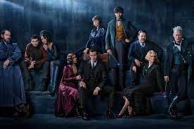Эдди редмэйн, кэтрин уотерстон, джуд лоу и др. Fantastic Beasts Crimes Of Grindelwald S Bonkers Plot Twist Explained Vox