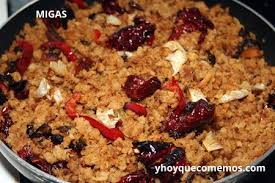 Receta De Migas Andaluzas Y Hoy Que Comemos Receta De Miga Cocina Espanola Recetas Comida