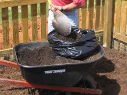 To build a pallet potato planter, you will need four pallets. How To Grow Potatoes In A Trash Bag How Tos Diy