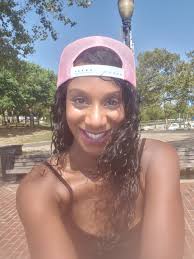 Profile for Bella Reine Noir