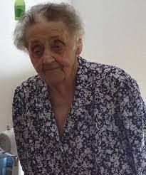 Alice Graff's Instagram, Twitter & Facebook