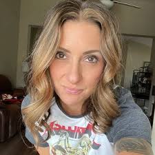 Stacey Milliman (@staceythewolff_)