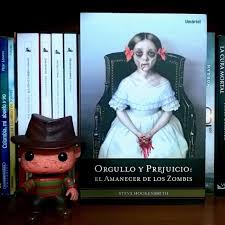 La adorable y muy alocada familia será entonces cuando los zombies asolen el pueblo y siembren el terror devorando a todo ser humano que se le descargar película. Resena Orgullo Y Prejuicio El Amanecer De Los Zombis Steve Hockensmith