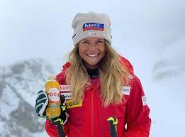 She made her world cup debut at age 17 in november 2011, won two medals at the world championships in 2019. Corinne Suter Booking Agent Talent Roster Mn2s