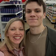 Happy 23rd birthday Josh! We are so blessed by you, and you bring joy to  everyone who crosses your path. Love you so much! @j0shmaj0r