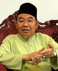 وان عزيزة بنت وان إسماعيل; Kementerian Akan Naikkan Umur Minimum Berkahwin Kata Wan Aizah Minda Rakyat