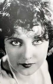 Бетти Бронсон (Betty Bronson): фильмы, биография, семья, фильмография —  Кинопоиск