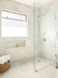 Montage Walk In Showers With Frameless Glass Partitions Stylecarrot Bathroom Makeover Bathrooms Remodel Bathroom Inspiration