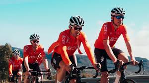 Satisfacer las demandas de los profesionales de alto nivel. Team Ineos Training Kit Teaser Youtube