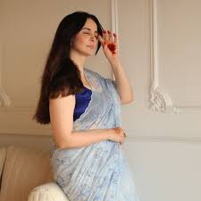 Happy Festivities💥💫. . .Song? Favorite 🤍 . . . . .festivaloflights  festivities diwali home india mumbai  2024