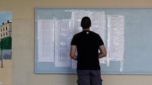 Η εβε θα προκύπτει από τον μέσο όρο των επιδόσεων των υποψηφίων σε καθένα από τα τέσσερα επιστημονικά πεδία. Panellhnies Sto 8 27 H Elaxisth Bash Eisagwghs 26 452 Ypopshfioi Menoyn Ektos Aei Mononews