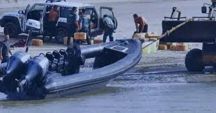 جريدة - اصطدام بين قوارب لنقل المخدرات ينتهي باعتقال ستة أشخاص عاشت المياه  الإقليمية الإسبانية، على مستوى منطقة قادس بالجنوب، يومه الأحد 22 دجنبر  الجاري، على واقعة حادثة مروعة، وذلك إثر اصطدام