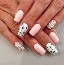 Mais aussi, vous pouvez le remplacer par des paillettes ou d'autres lignes aussi bien en 2017 qu'en 2018, on retrouve de plus en plus dans les studios de beauté la manucure ombré. 1001 Idees Pour Trouver Le Modele Ongle En Gel Parfait