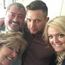 Could anyone tell me the temperature in Sal mid April thanks