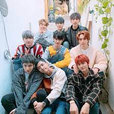 In june 2016, kakao m established an independent label mun hwa in. P E N T A G O N Grupo De Chicas Foto Pentagono