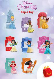 L'enfant à désormais le choix entre le jouet du. Happy Meal Toys Startseite Facebook