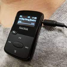 The sandisk sansa clip zip mp3 player is a small mp3 with a 1.1 full color screen. Sandisk Clip Jam Mp3 Player Review Small Great Bargain
