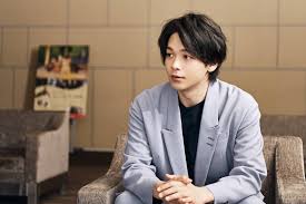 劇場版 世界ネコ歩き ナレーターの中村倫也さん 動物好きとして向き合った sippo シッポ 2021 中村 倫也 倫也 中村