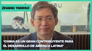 Dr. Roberto Montoya Arguello y el Dr. Ivan Solano Leiva (Colegio Médico)