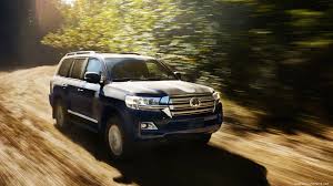 Safety with the likelihood that the land cruiser v8 will find itself in all manner of locations and driving conditions, toyota has ensured that occupants stay. Land Cruiser Wallpapers Top Free Land Cruiser Backgrounds Wallpaperaccess