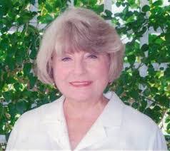 Gwen Ross's Instagram, Twitter & Facebook