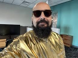 Kyle Bourgeois's Instagram, Twitter & Facebook