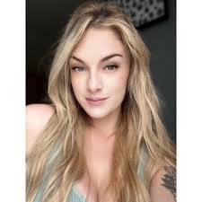 Kayla Dulay's Instagram, Twitter & Facebook