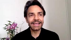Como pocas veces, el comediante habló en un sketch sobre su vida familiar en el programa hoy. Eugenio Derbez Responde A Quienes Los Critican No Apoyar A Su Colega People En Espanol
