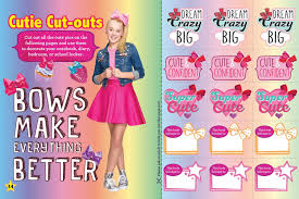 Enter the colorful and sparkly world of jojo siwa, dress up like a fashion superstar, get that sparkly makeup on. Be You Activity Book Jojo Siwa Amazon De Buzzpop Fremdsprachige Bucher