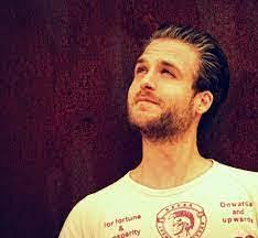 Dennis Knierim's Instagram, Twitter & Facebook