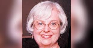 Louise Lantz's Instagram, Twitter & Facebook