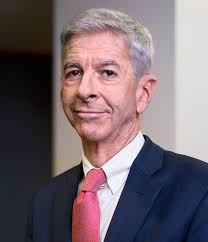Je spreekt haar naam uit als oolongreen. Ronald Plasterk Wikiwand