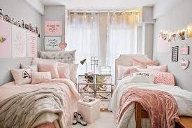 60 Bohemian Minimalist With Urban Outfiters Bedroom Ideas White Dorm Room College Dorm Room Decor College Bedroom Decor