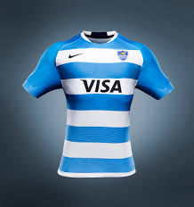 La camiseta cuenta con la mayor tecnología nike aplicada especialmente para este deporte y utilizada por primera. Nike Presento Las Nuevas Camisetas De Los Pumas Zarpado