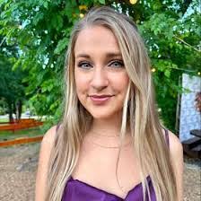 Heather Worley's Instagram, Twitter & Facebook