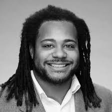 Kelly Kiley's Instagram, Twitter & Facebook