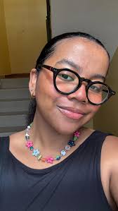 You want results OVERNIGHT? Then you need to grab @rosenskincare Break Out  Spot Treatment , 🤍 formulated with zinc oxide, apple cider ginger and  peppermint , 🖤 shrinks the bumps quickly and overnight ...