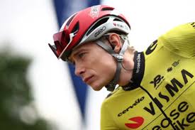 Paolo Bettini honoré par les journalistes de cyclisme