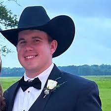 Tarin Hellums and Evan Gregg's Wedding Website