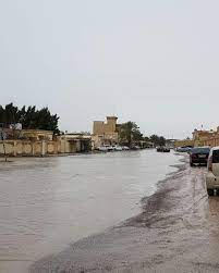 شبكة أجواء الإمارات تجمع مياه الأمطار في شوارع منطقة الجولان رأس الخيمة من المطارد yousafrak instagram photo instagram posts