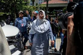 Siaran langsung itu diadakan serentak menerusi saluran rtm, tv3, bernama tv dan astro awani. Muhyiddin S Allies Rejoice Says Appointment Should Not Be Questioned
