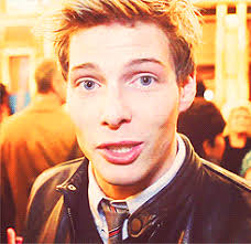 Hayden Reeves — axel-green: If someone doesn't give me a...