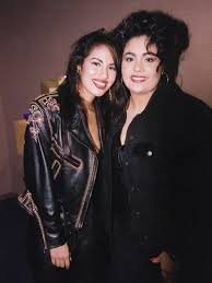 Watch some of her best performances on televison! Suzette Quintanilla Nos Da Los Detalles De Selena La Reina X Mac L Beaute